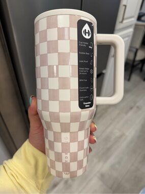 Limited Edition Sandstone 32oz Hydrojug
